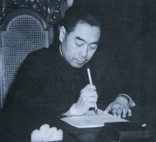 彭老总逝世后，周总理连下三道死命令，4年后才知总理的高明之处
彭德怀，1898年
