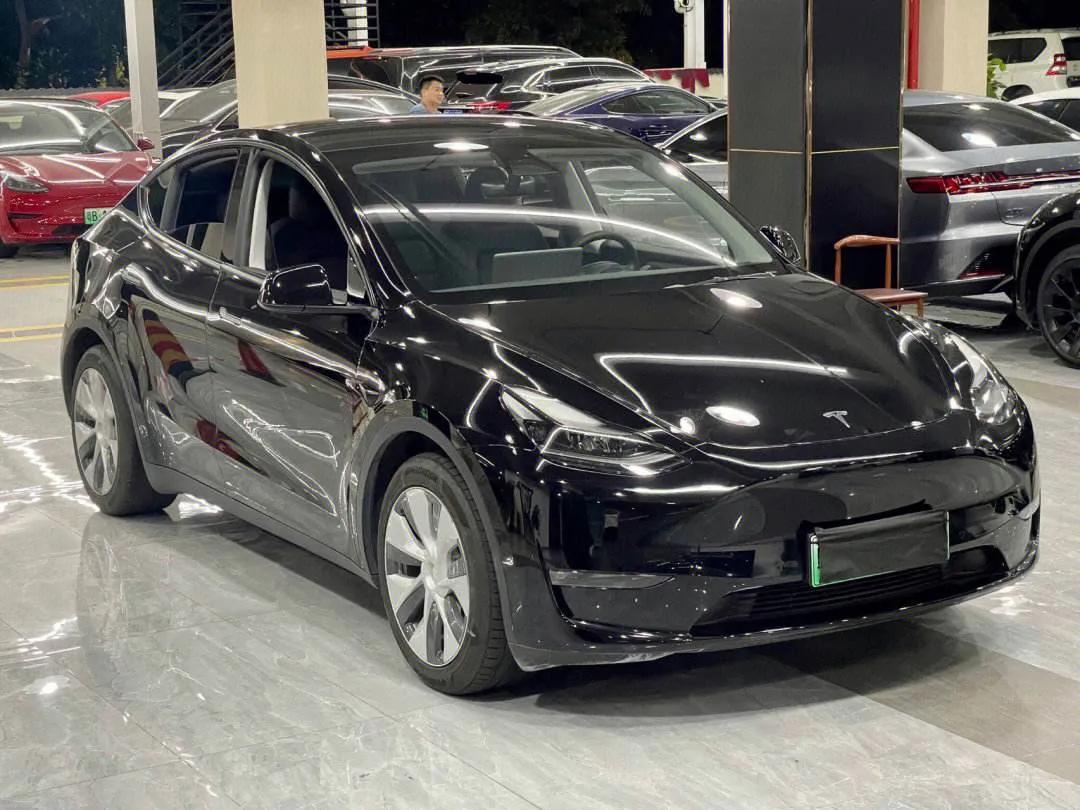 从奥迪a6l转为model Y了，开了6年a6l，想换车了，老车给家里老人开，看