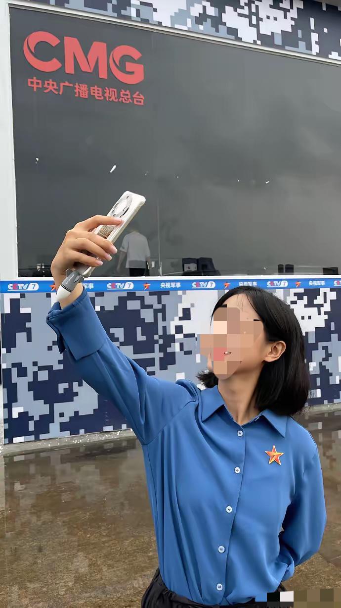 不相信60、70年代这批人，如果这个年代学文科可能更不相信一些。但是我相信年轻人