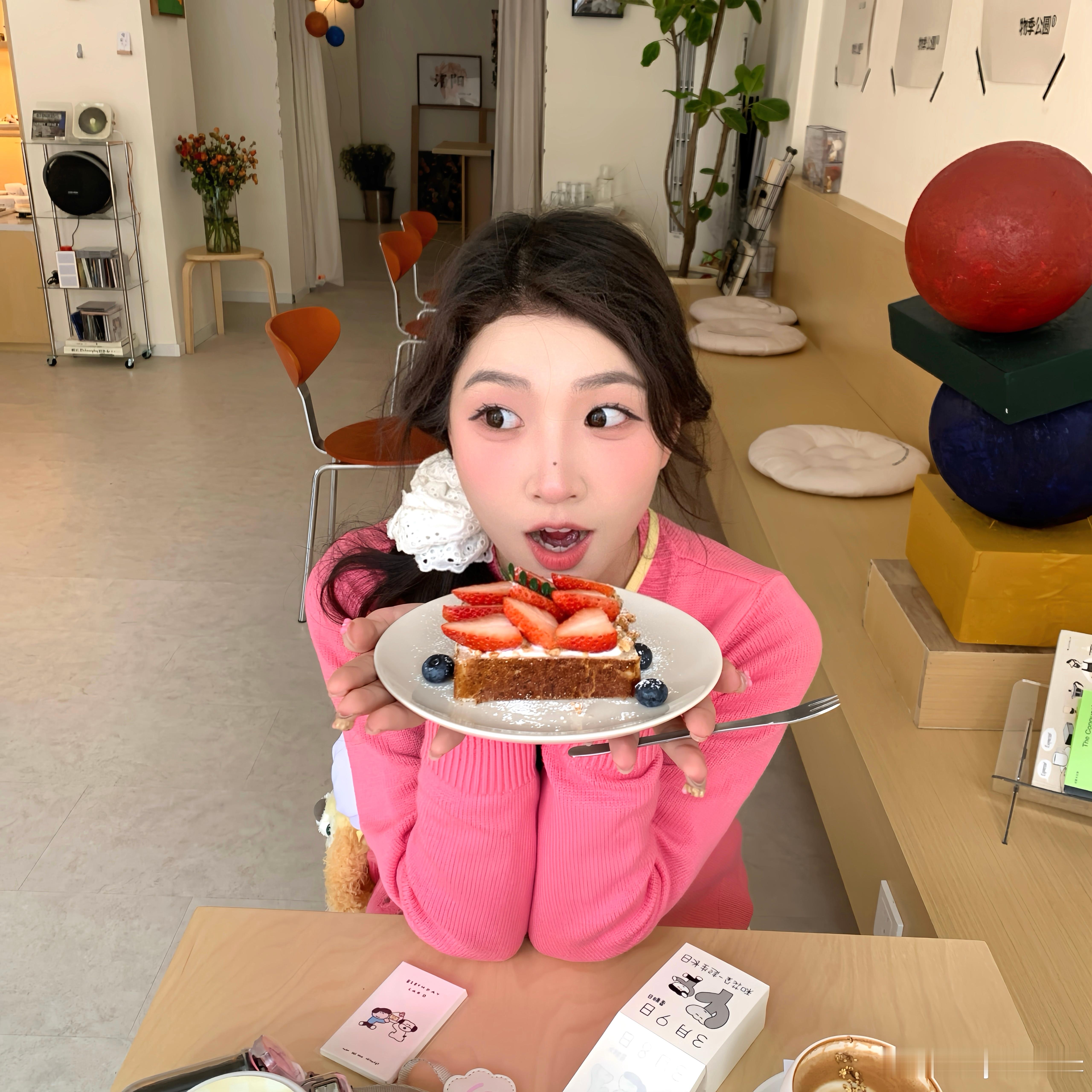 🤍🥪🍄🐰：很爱 我普通的小生活出门感受春天啦!! ​​​