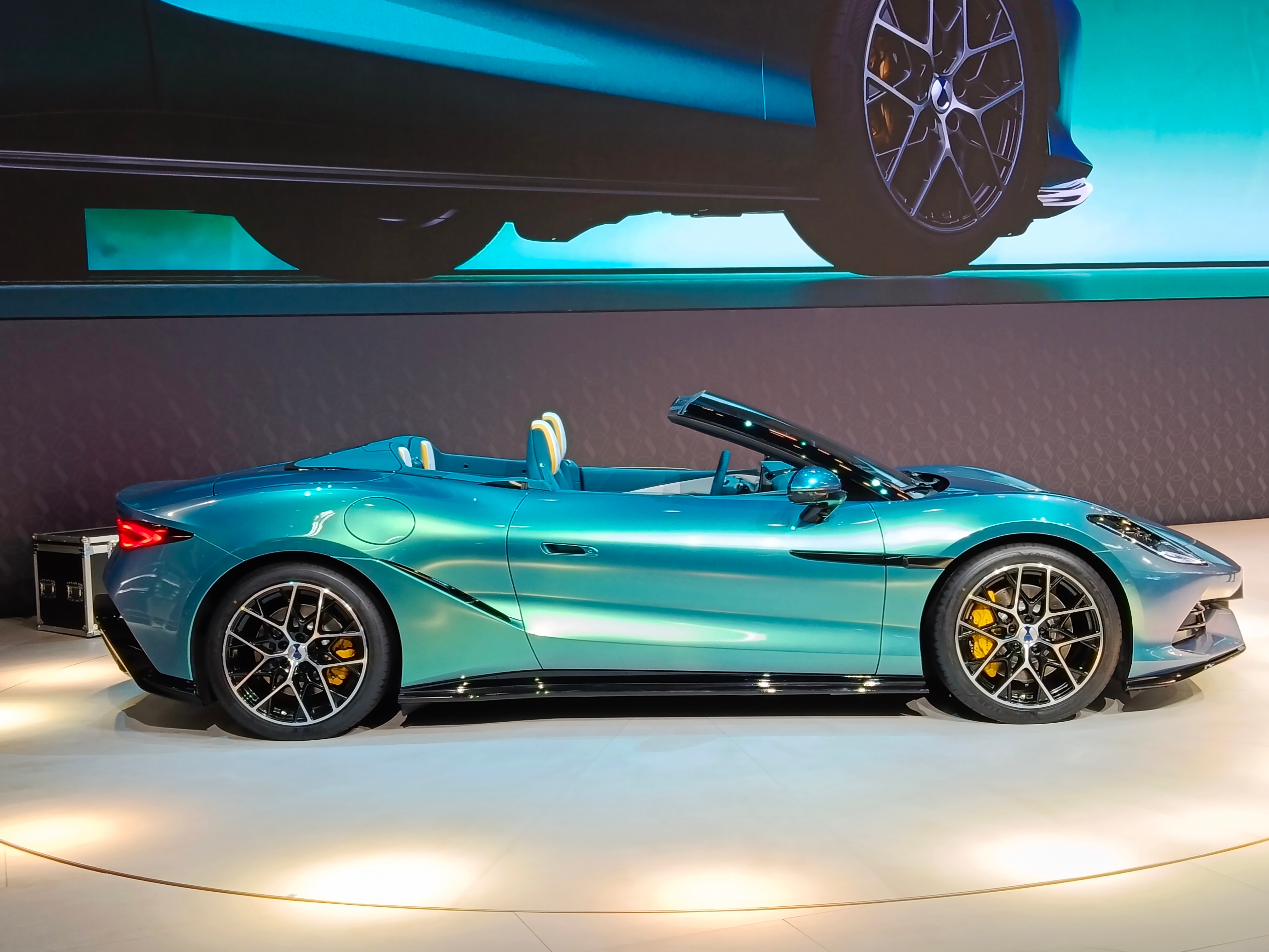 今年最想拥有的车，没有之一，腾势Z，将在7月古德伍德速度节正式发布，等不及了