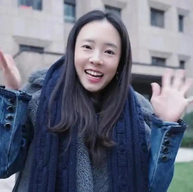 田志希在香港生了。选的是养和医院，亚洲顶尖私立，生个孩子费用够普通人干大半年。但