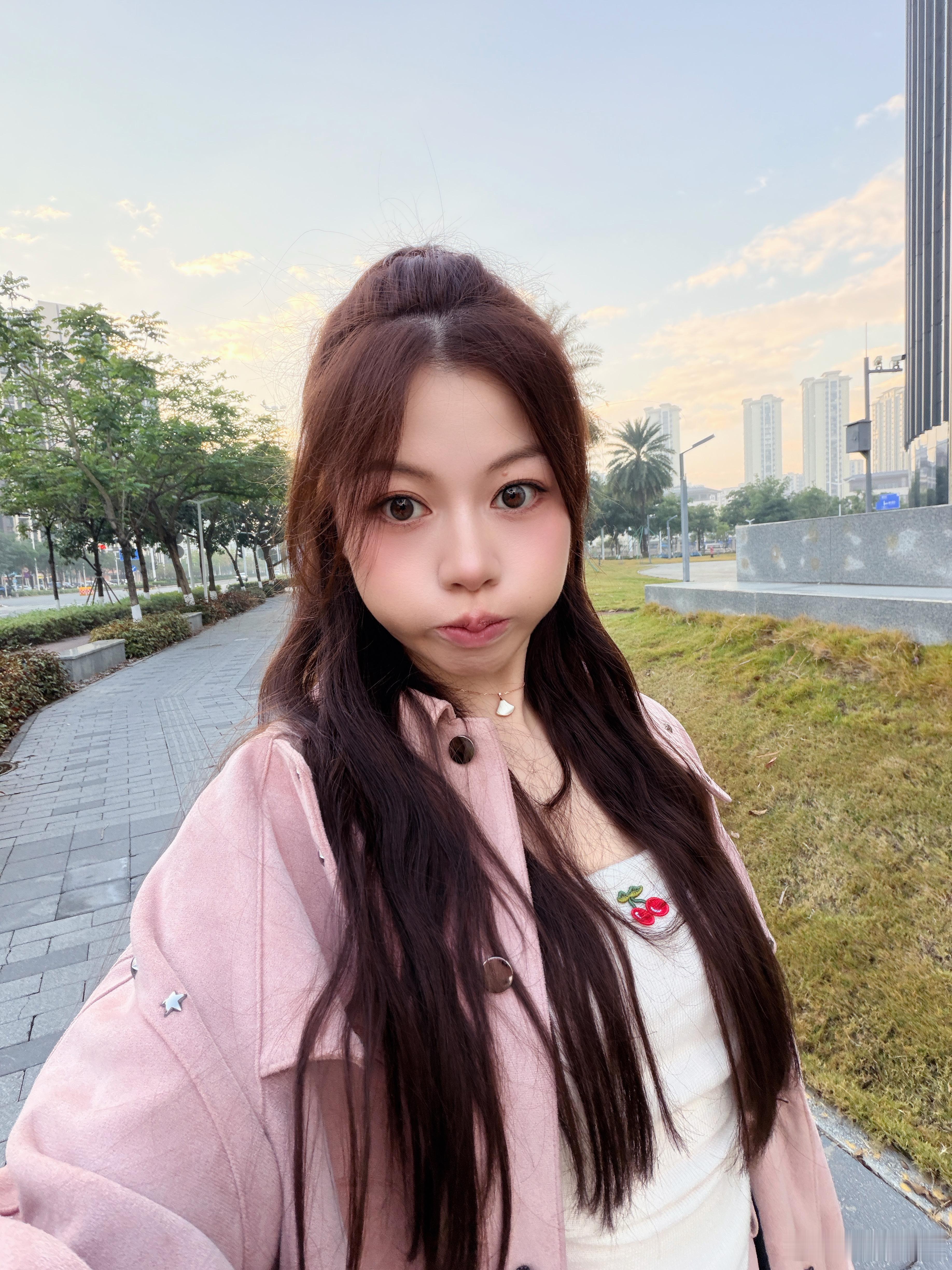 女子连续早到岗被开除所以我在西班牙是会被开除的嘛