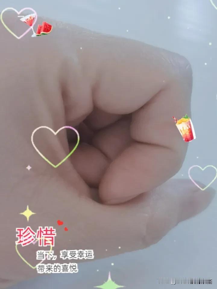 创作训练营开营啦今天听到这么一个爆炸事情，足可以证明还是老婆好，老张生性风流，常