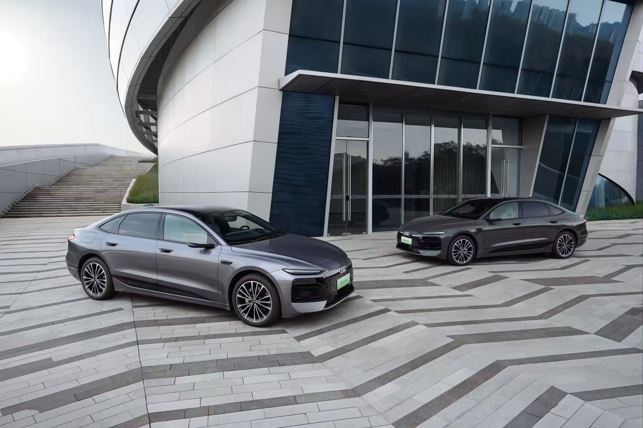 前两天在厦门拍的A6L e-tron，先稍稍发几张美照过过瘾😼4月10号就正式