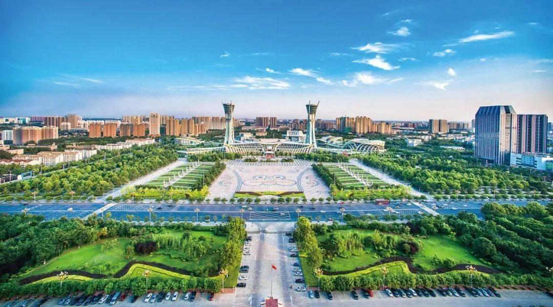 潍坊力争突破GDP万亿大关！

潍坊是山东的重要城市，其经济实力仅次于青岛、济南