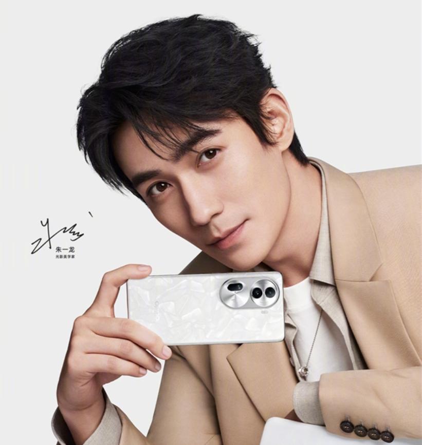 OPPO推出了Reno 11系列手机，包括11和11Pro两款机型，标准版起售价