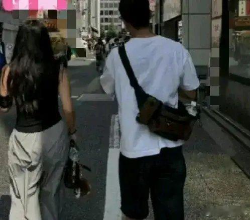 陈奕迅女儿，被曝大瓜！​8月26日下午，久未露面的陈奕迅女儿被曝大瓜，19岁的女