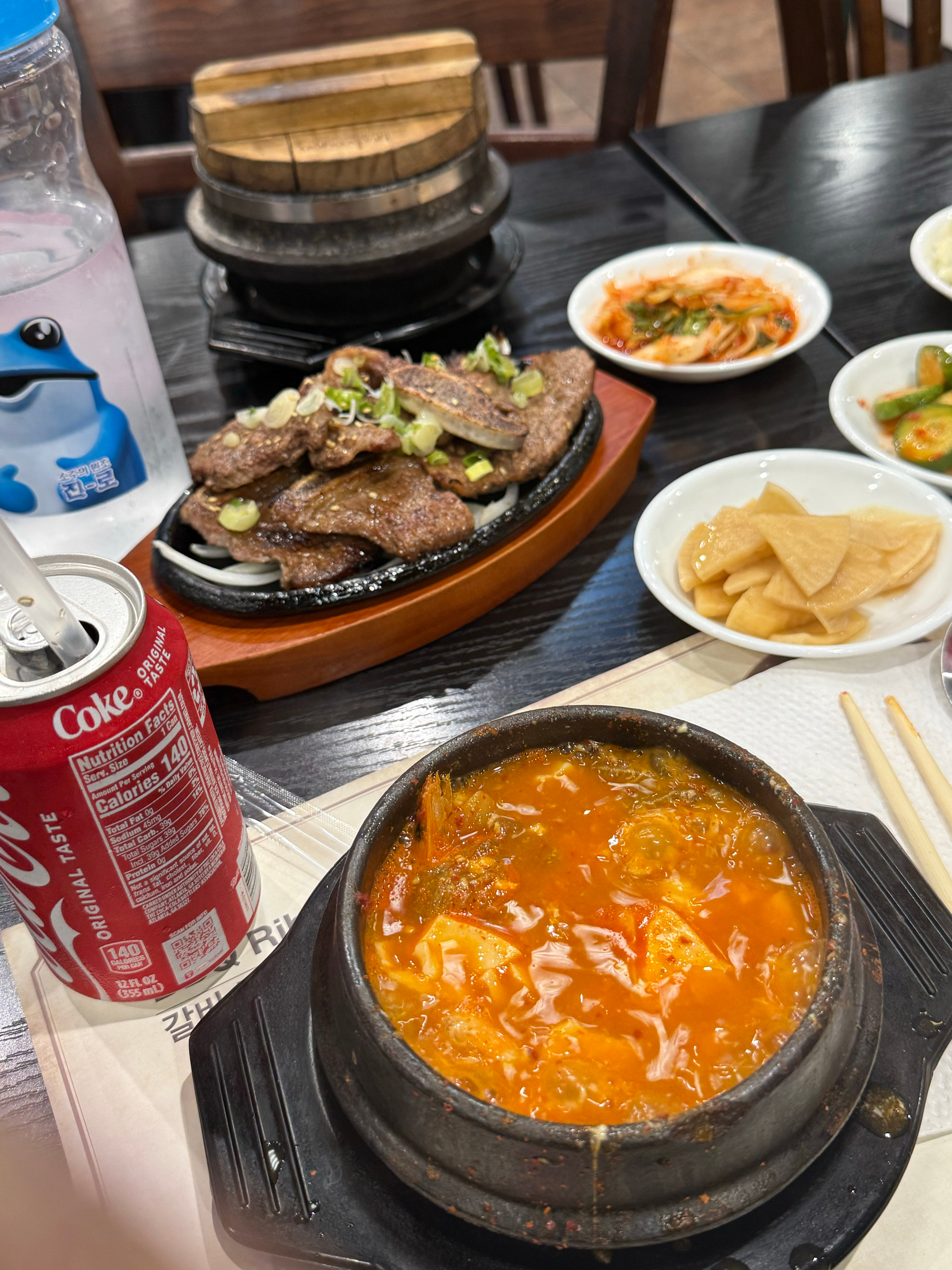 回来了 吃上本人读书最怀念的豆腐锅55555 好想这口 每年都要回来转转 ​​​