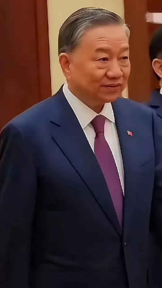 7月11日最新消息，越南政府今天起正式对中国热轧钢材执行23%起步的反倾销税，最