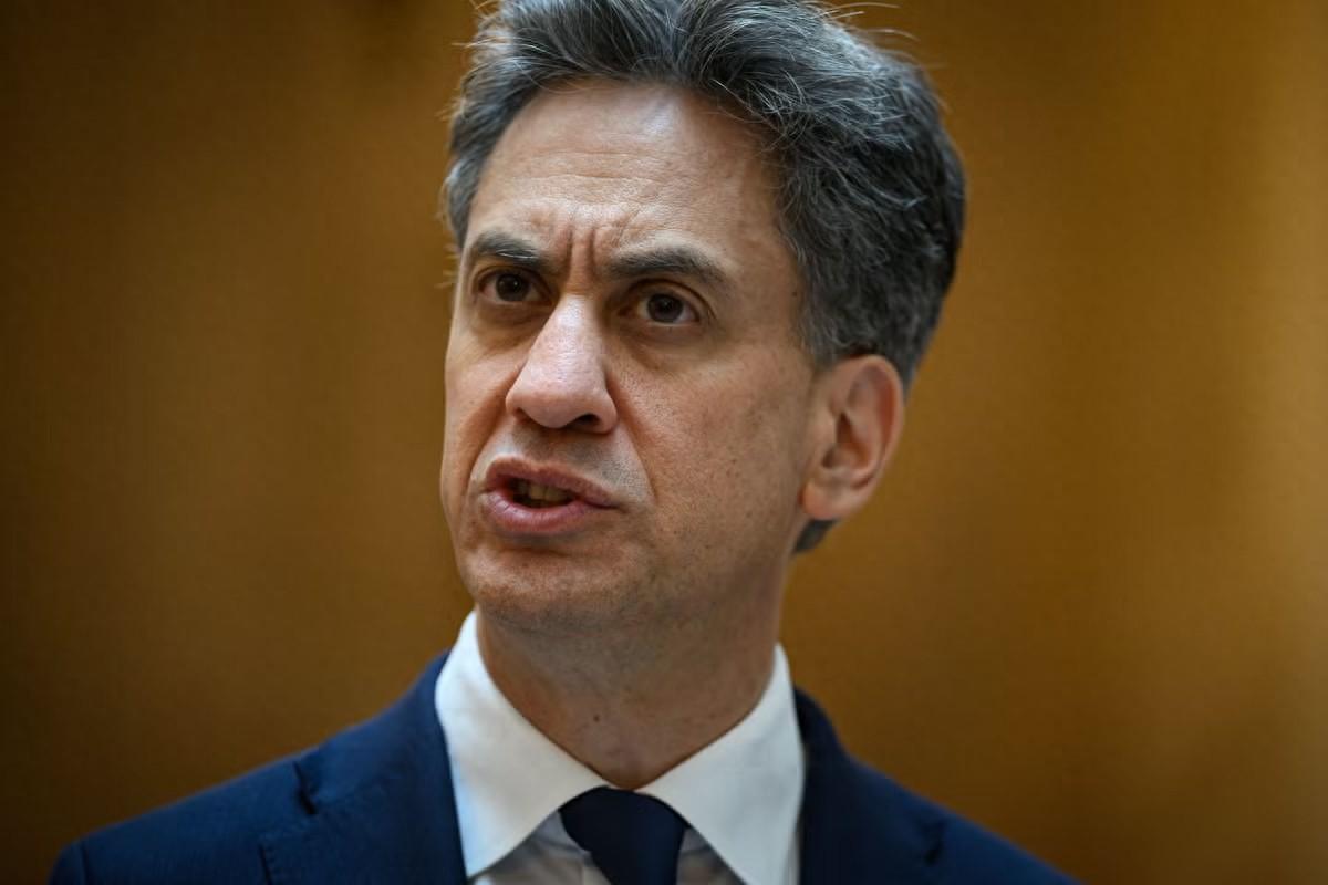2026年9月，国际政坛雷声滚滚。一句“如果英国动手，我们会反击”，让以色列外交