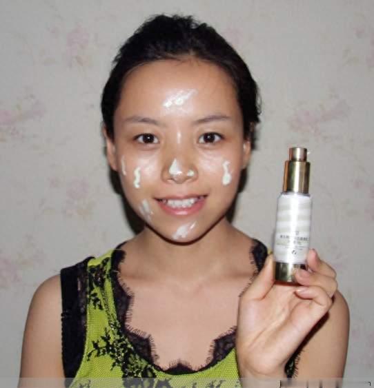 《美人余》开播，撕开婚姻的伪装