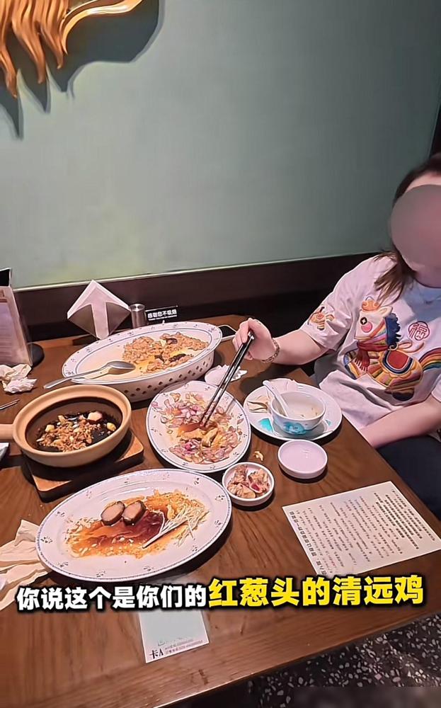 今年的高考落幕了。

渭南好多县级高中这次真的太给家长长脸了，敲锣打鼓庆祝成绩完