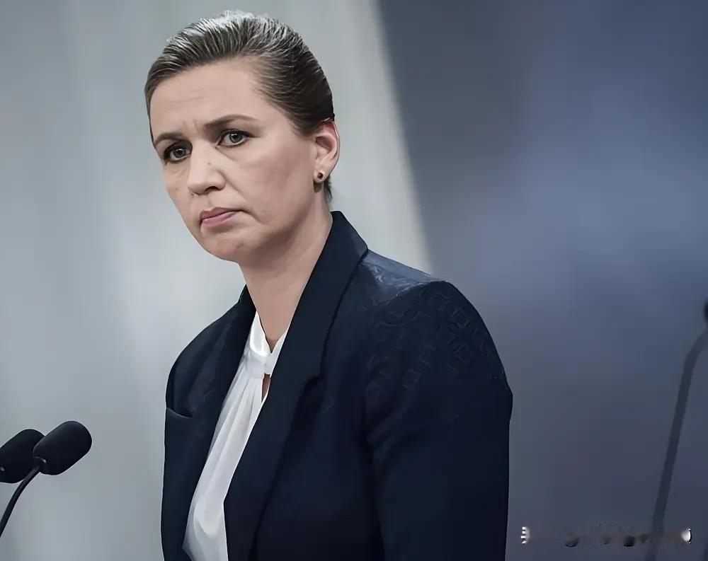 亲美反俄急先锋丹麦这回彻底傻眼了，因为美国下一个收拾的对象就是它。

一直以来，