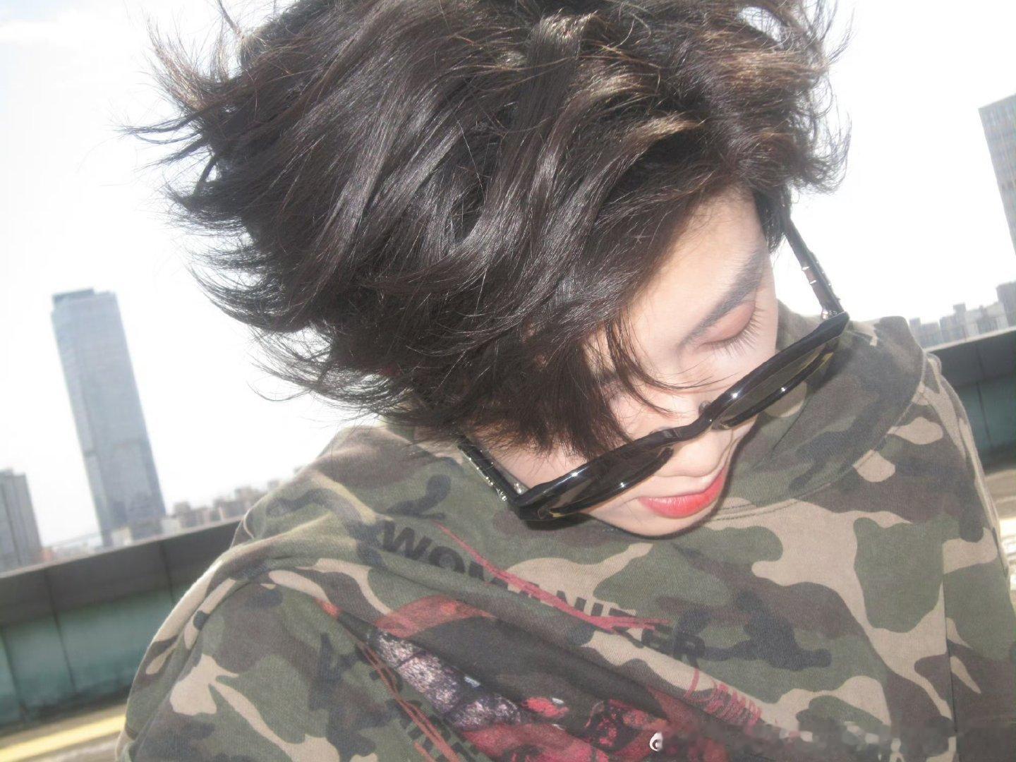 陈奕恒 💜陈奕恒 元气律动舞担 💜陈奕恒 四代顶级视觉门面 “晚春那娓娓动听