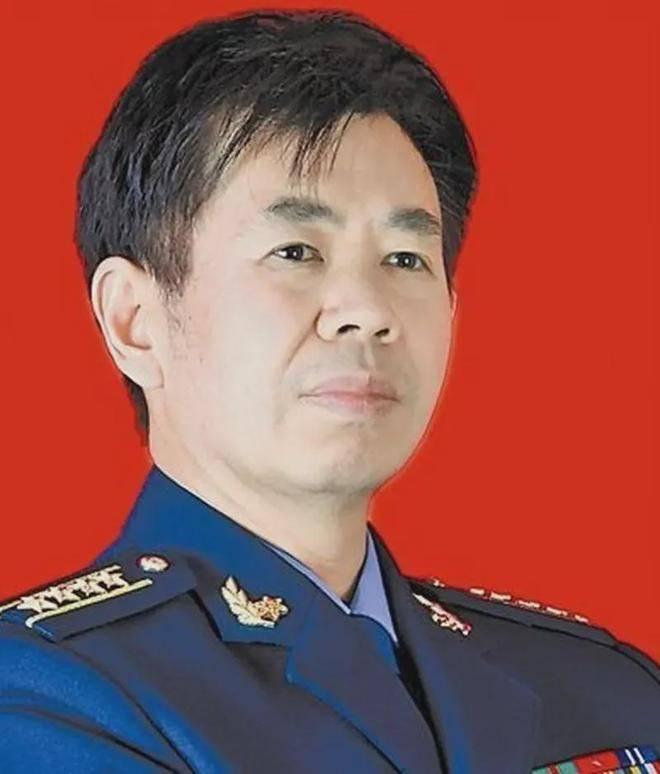 航母再多、五代机再先进，关键时刻不敢开第一枪，全白搭！戴旭这话糙理不糙：敌人已经