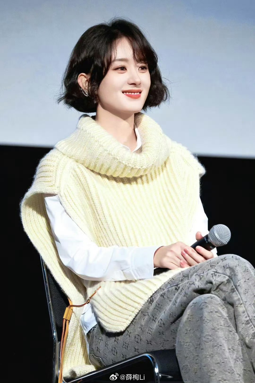 赵丽颖赵丽颖乔妍赵丽颖 电影乔妍的心事“一眼万年”这个词我只用过在赵丽颖身上