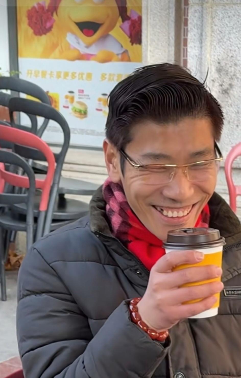 绝对自信！张半仙公开喊话，20年后赚到1个亿，他那个时候就可以光荣退休了。张半仙