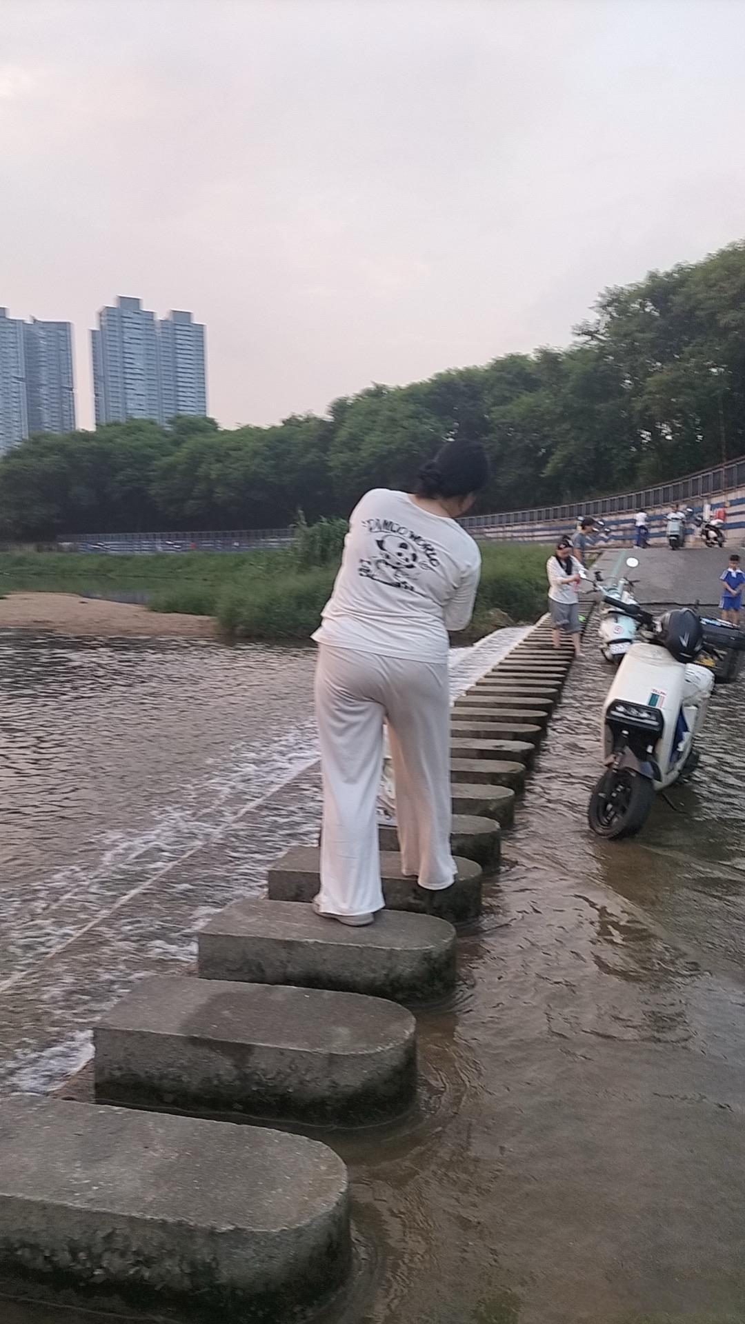 小桥流水