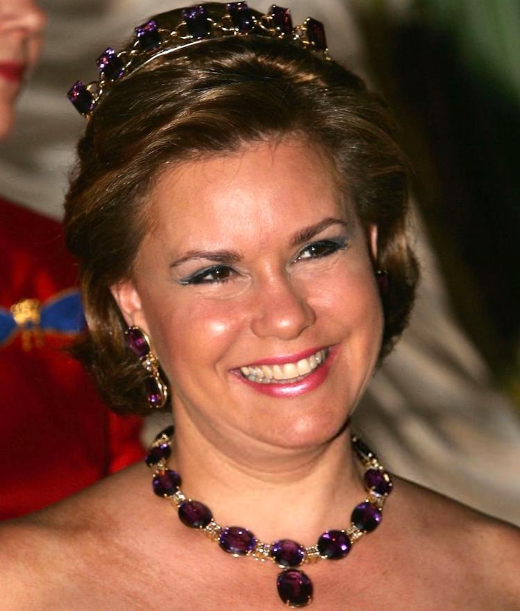 介绍一条属于卢森堡玛利亚-特蕾莎大公夫人（简称MT，现任大公纪尧姆的亲妈）的紫水