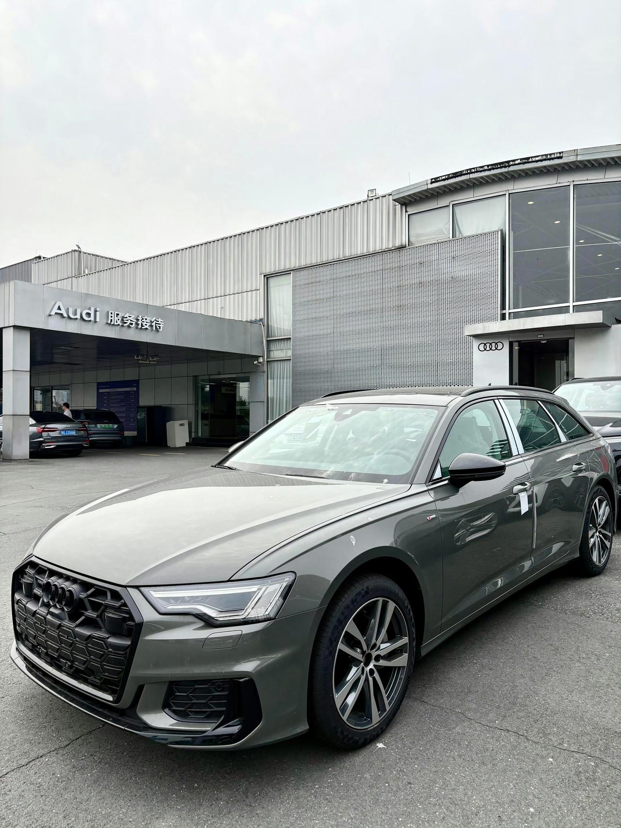 24款A6 avant星辰灰这颜色，简直绝了！我第一次见它，就被那独特的质感吸引