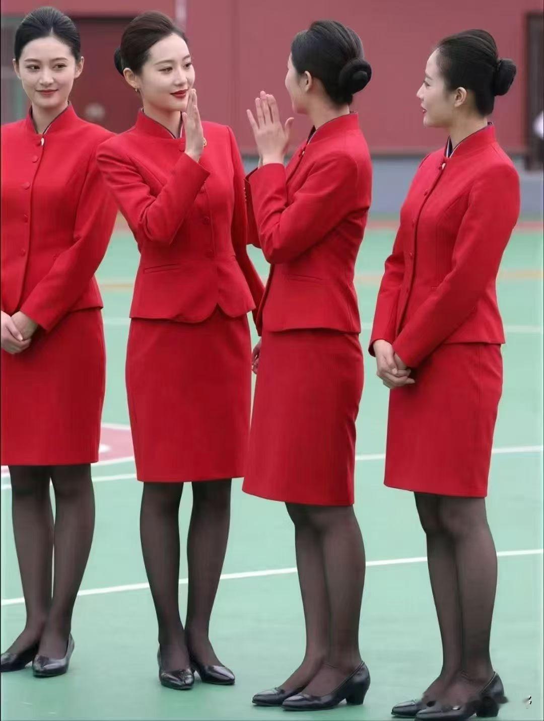 青春洋溢，姐妹情深，一起奋斗！🎓👭校园唯美瞬间 校园生活感悟 治愈系校园生活