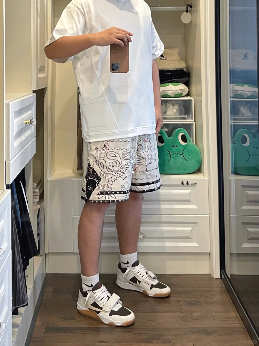 夏季短裤｜白色系穿搭