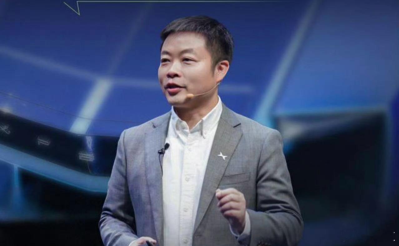 何小鹏称智驾头部企业已不关注特斯拉小鹏汽车董事长兼CEO何小鹏在小鹏G7首秀发布