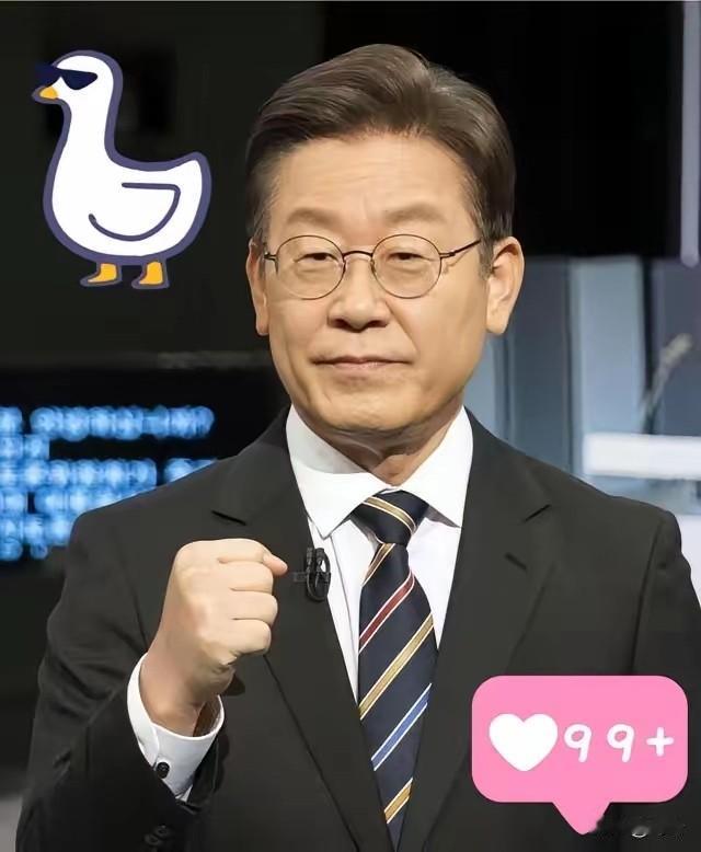 不止台湾是中国的，
李在明最近在韩国教育会议上的一句“自嘲”，意外捅破了一层窗户