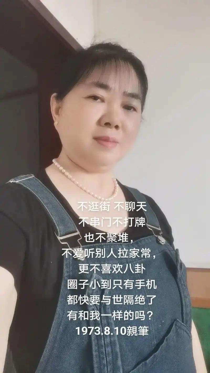老人为啥不爱串门？
       现在老人不爱串门，其实是活得明白。年轻的时候，