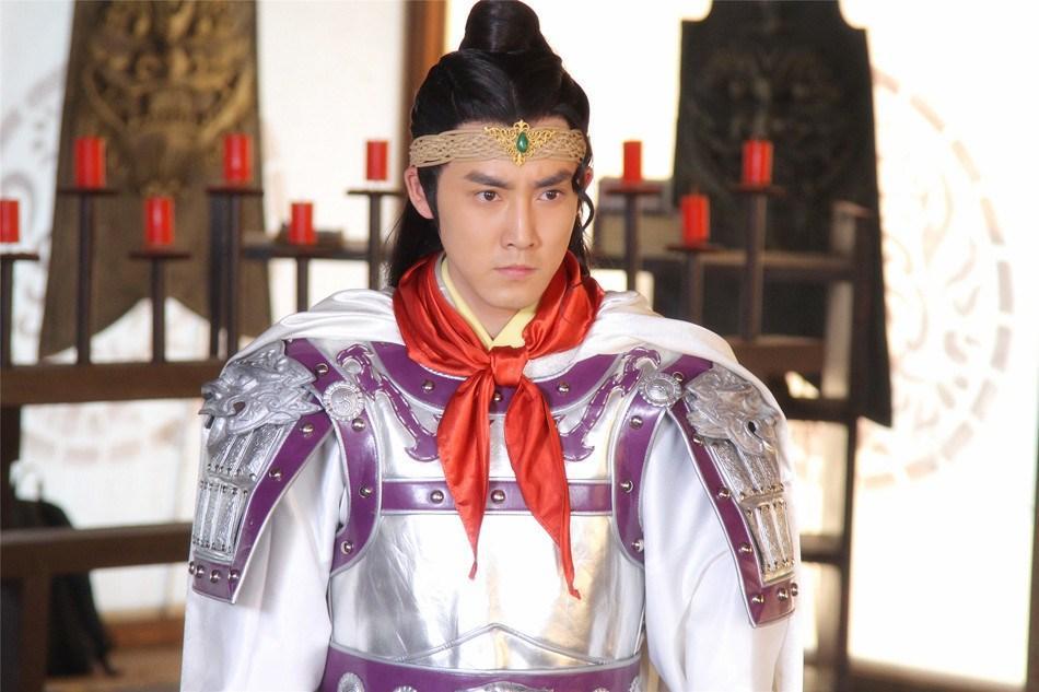 “他不是评书里‘银盔银甲小白脸’的少年偶像，是明朝真实存在的‘国防标准化之父’—