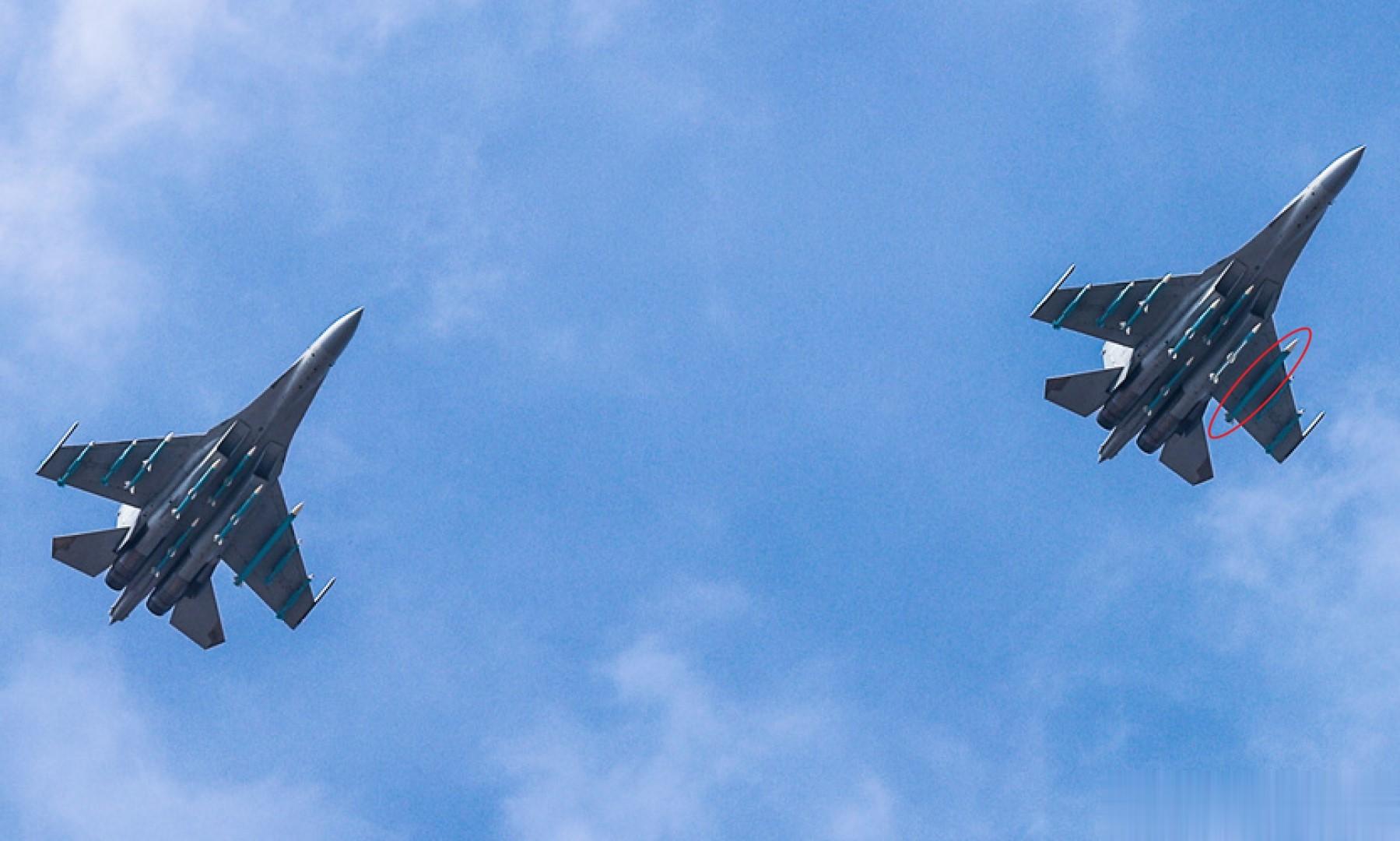 厉害了，新霹雳超远程空空导弹首次公开露面，尺寸直接比霹雳-15远程空空导弹大了一