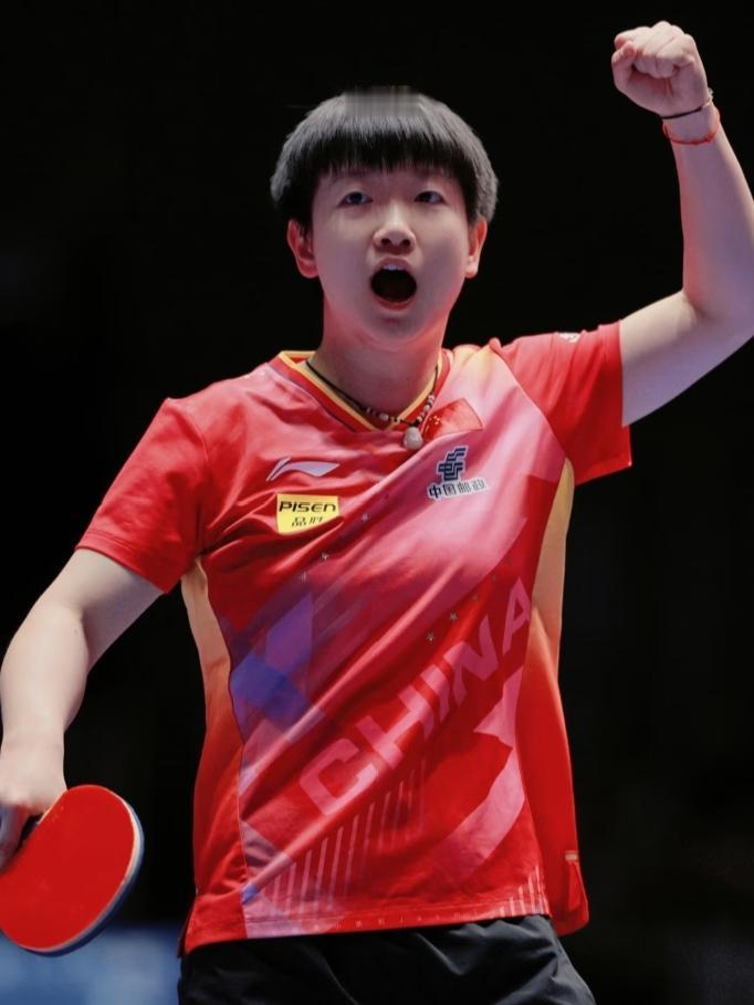 孙颖莎红拍挥斥，拳拳铿锵！孙颖莎以绝对实力横扫赛场，每一次呐喊都震彻球台，每一分