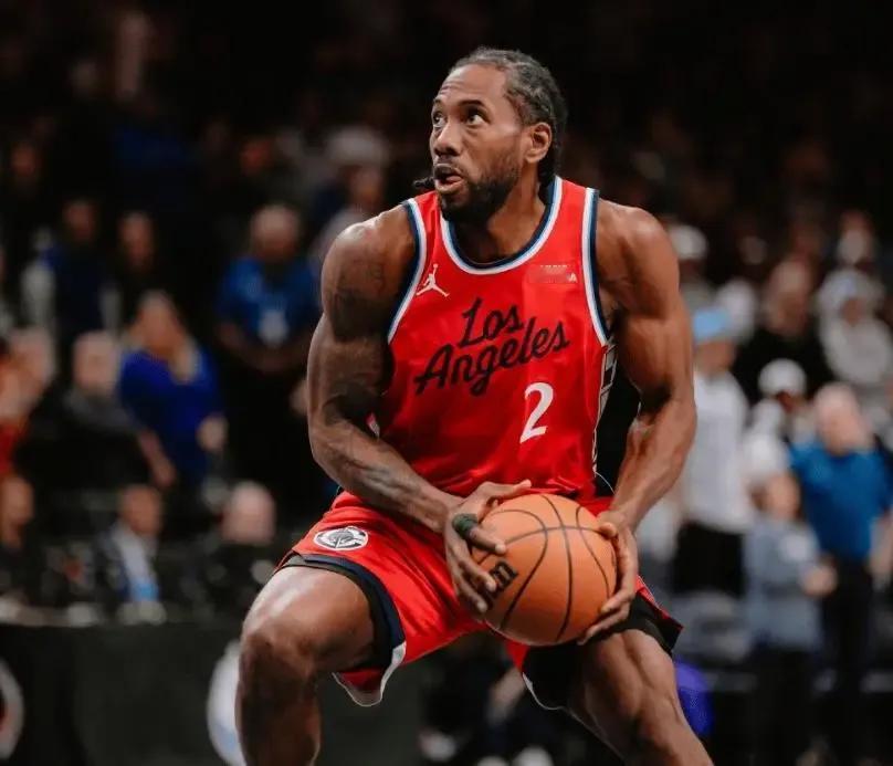 NBA联盟现役球星中，有强大实力，但逐渐淡出视野的球星有3人，分别是

1、伦纳