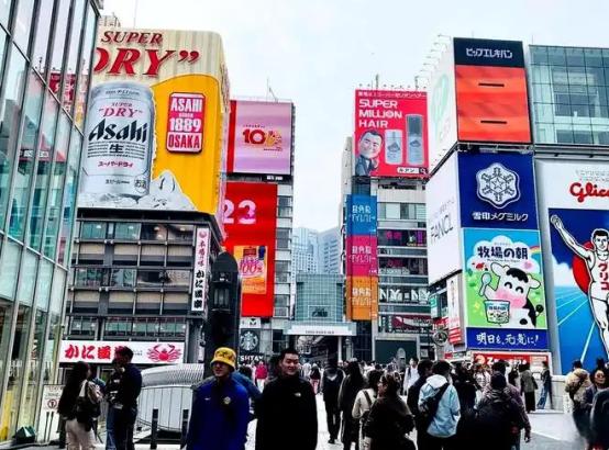 别再被表象蒙住双眼！日本今天的光鲜，并非只靠辛勤奋斗，而是建立在侵华掠夺的累累血