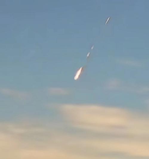 老天都要惩罚美国了！7吨重“火球”在美国俄州上空解体，释放出的能量相当于250吨