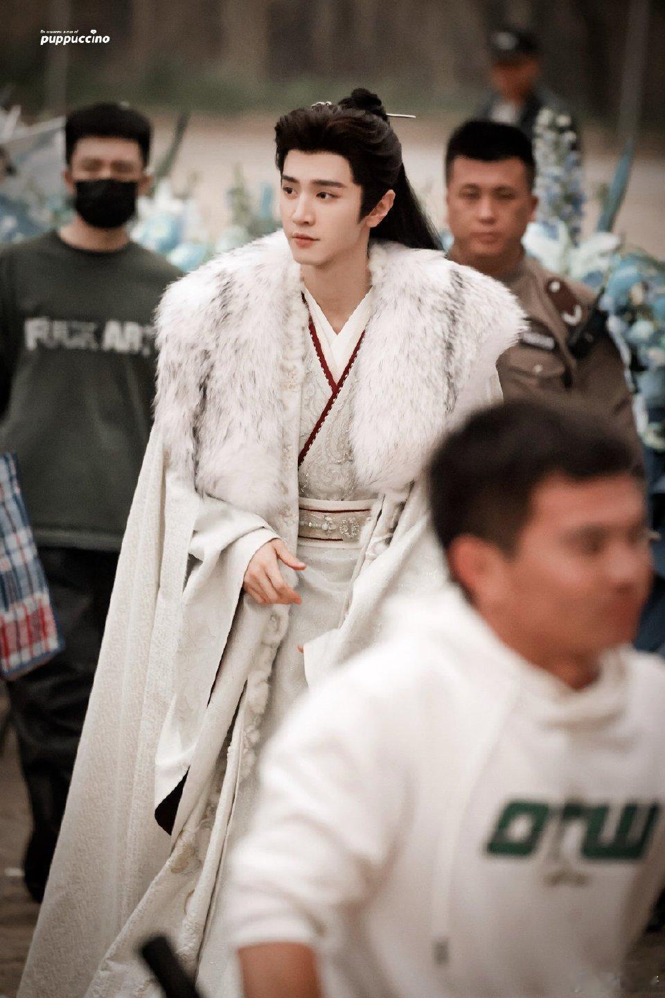 陈哲远张婧仪新剧是复仇搭子啊，这么帅的汤将军，复仇就复仇了吧[污][污][污] 