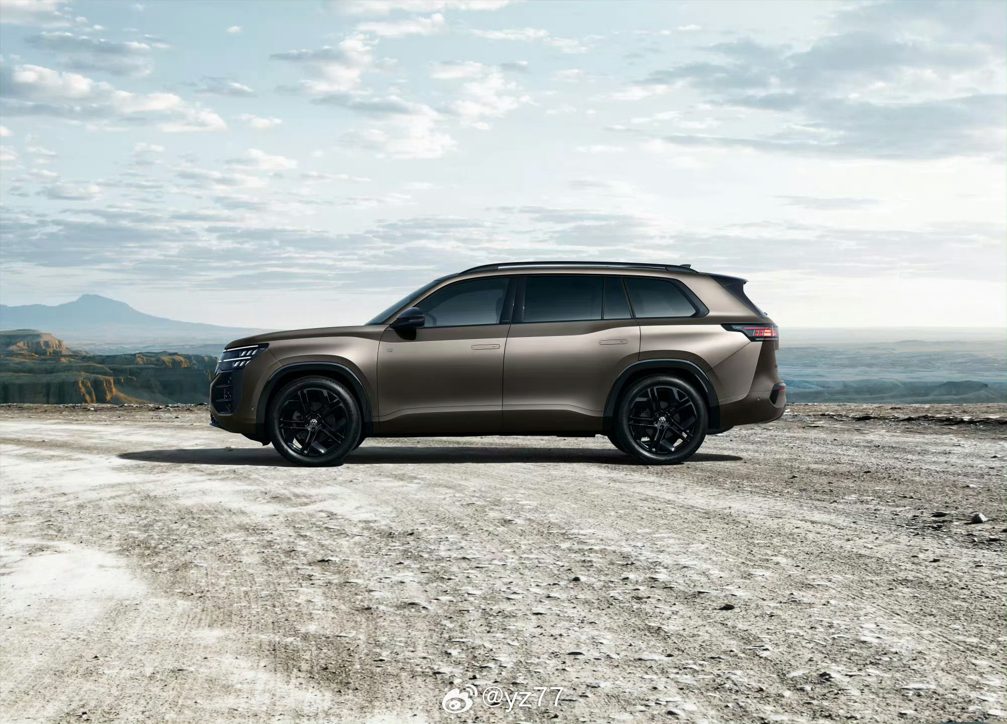 话说途昂pro这车上市有段时间了吧，但我回国三周好像一辆都没见到，都去买带电的了