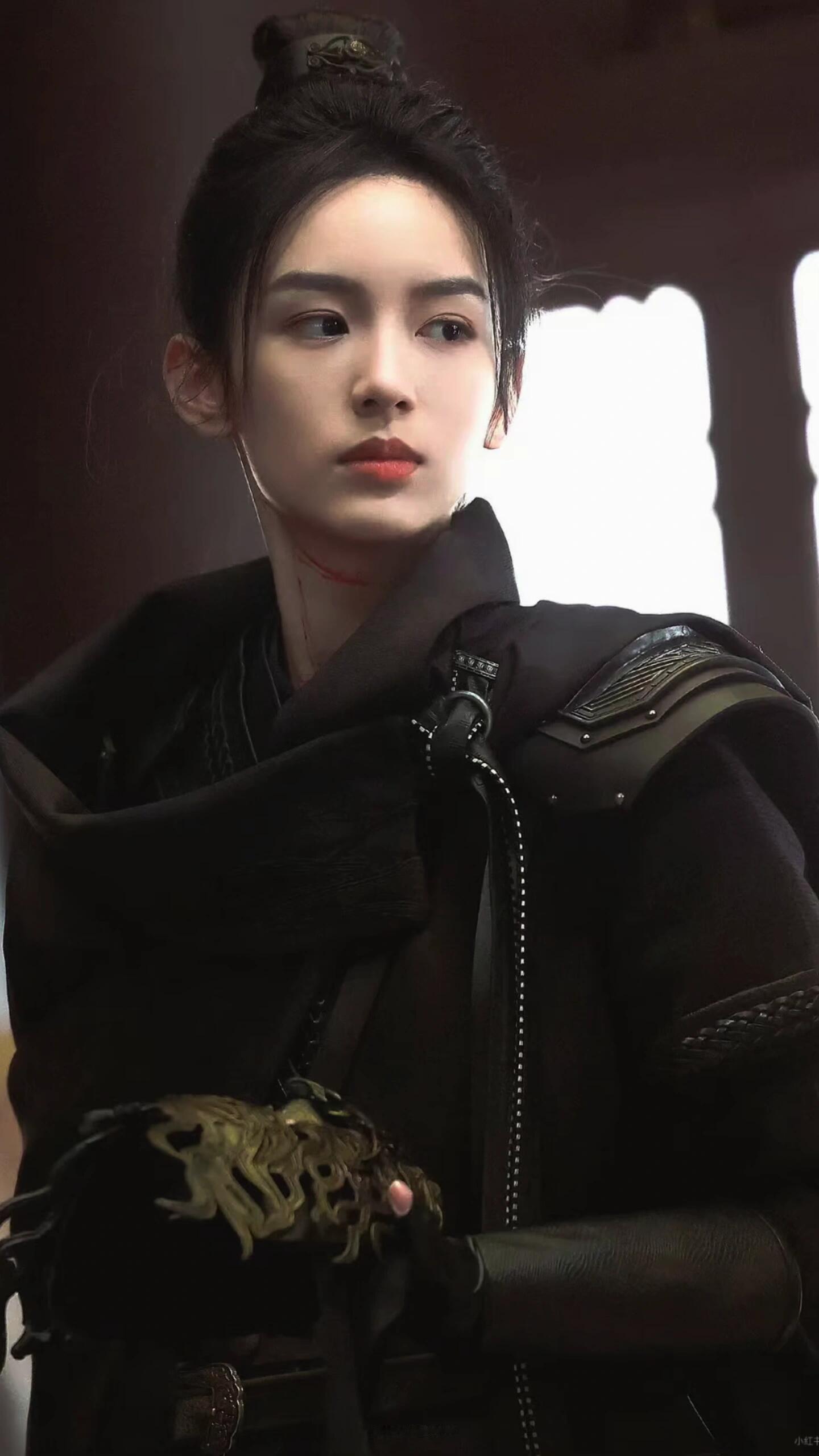 谁给周也宋祖儿递个本子一个安静清冷，一个鲜活明媚，两种截然不同的人格设定，随便想