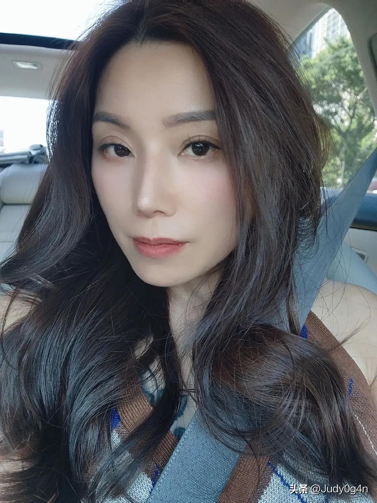 卸掉了拍照时的浓妆艳抹，还是淡妆才更适合我呀！生活碎片记录 温柔氛围感拉满 脸会