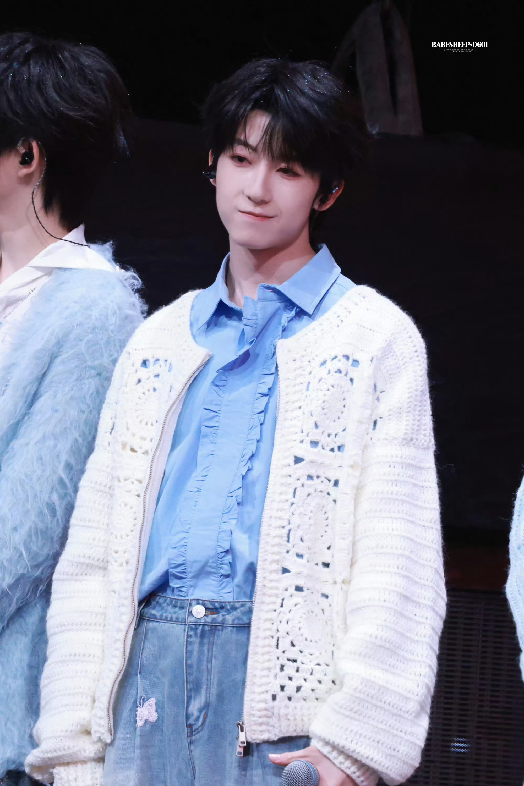 杨博文歪嘴笑 杨博文歪嘴笑 笑到我心里去了