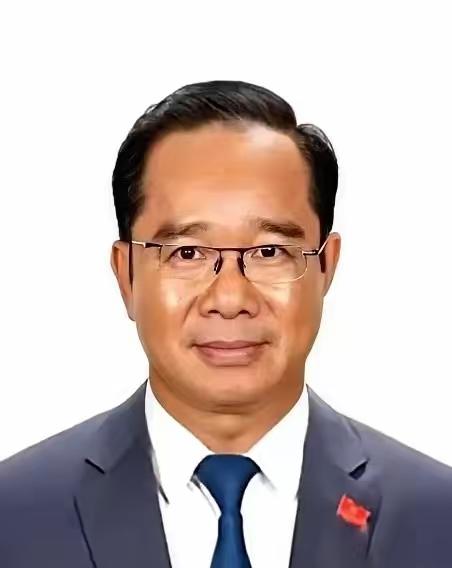 一个越南教授，当着全世界的面，扔下一句话。
他说：“虽然我个人对中国有意见，但不