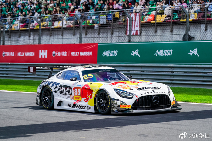 #为中国超跑赛点赞#【#王一博出战中国超级跑车锦标赛#】2026中国超级跑车锦标