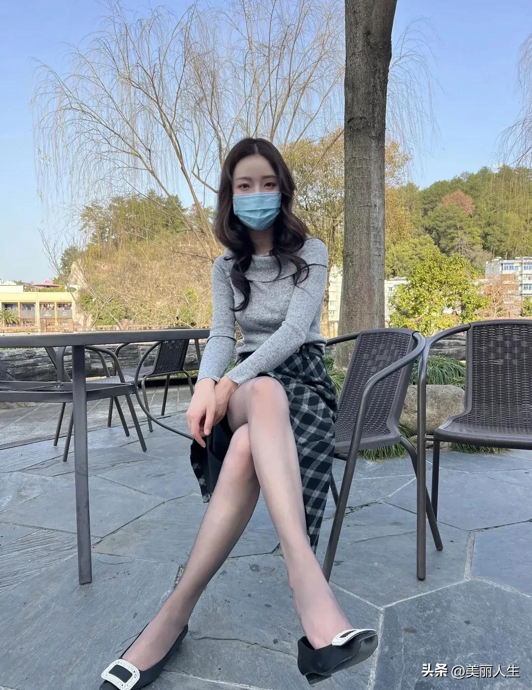 成年人的世界，择善而交，随心而行，不讨好每一分冷漠，不辜负每一寸真心，有缘并肩同