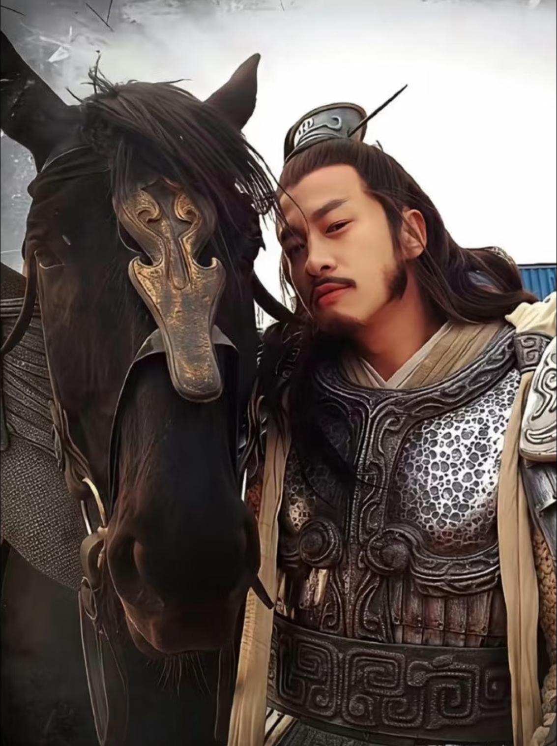 现在内娱最后悔的剧组，

就是《逐玉》剧组吧？

斥巨资拍的一部将军电视剧，却为