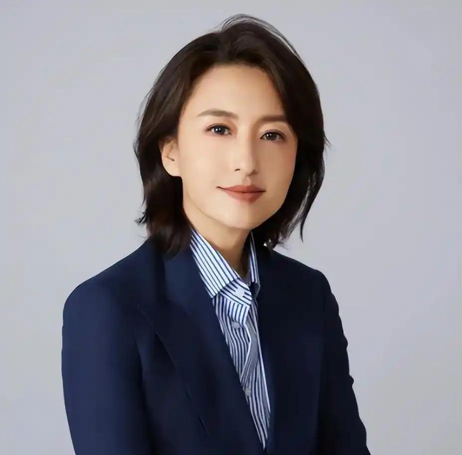 张蕾的遭遇堪称谣言“滚雪球”的典型。与王吉财结婚本是喜事，却被恶意编排成图钱嫁7