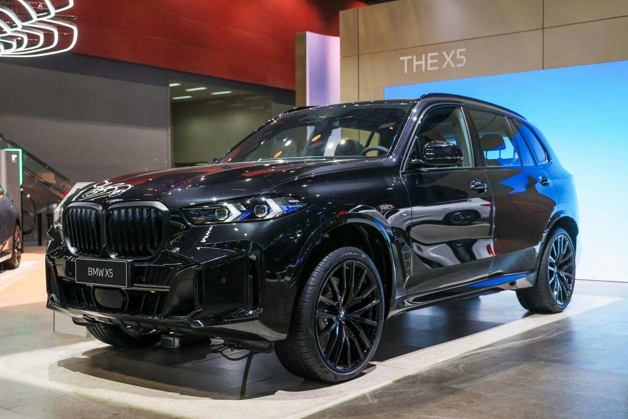 实力跃升，入门便是高配！BMW X5 3.0T 六缸引擎，释放澎湃动力，霸气之势