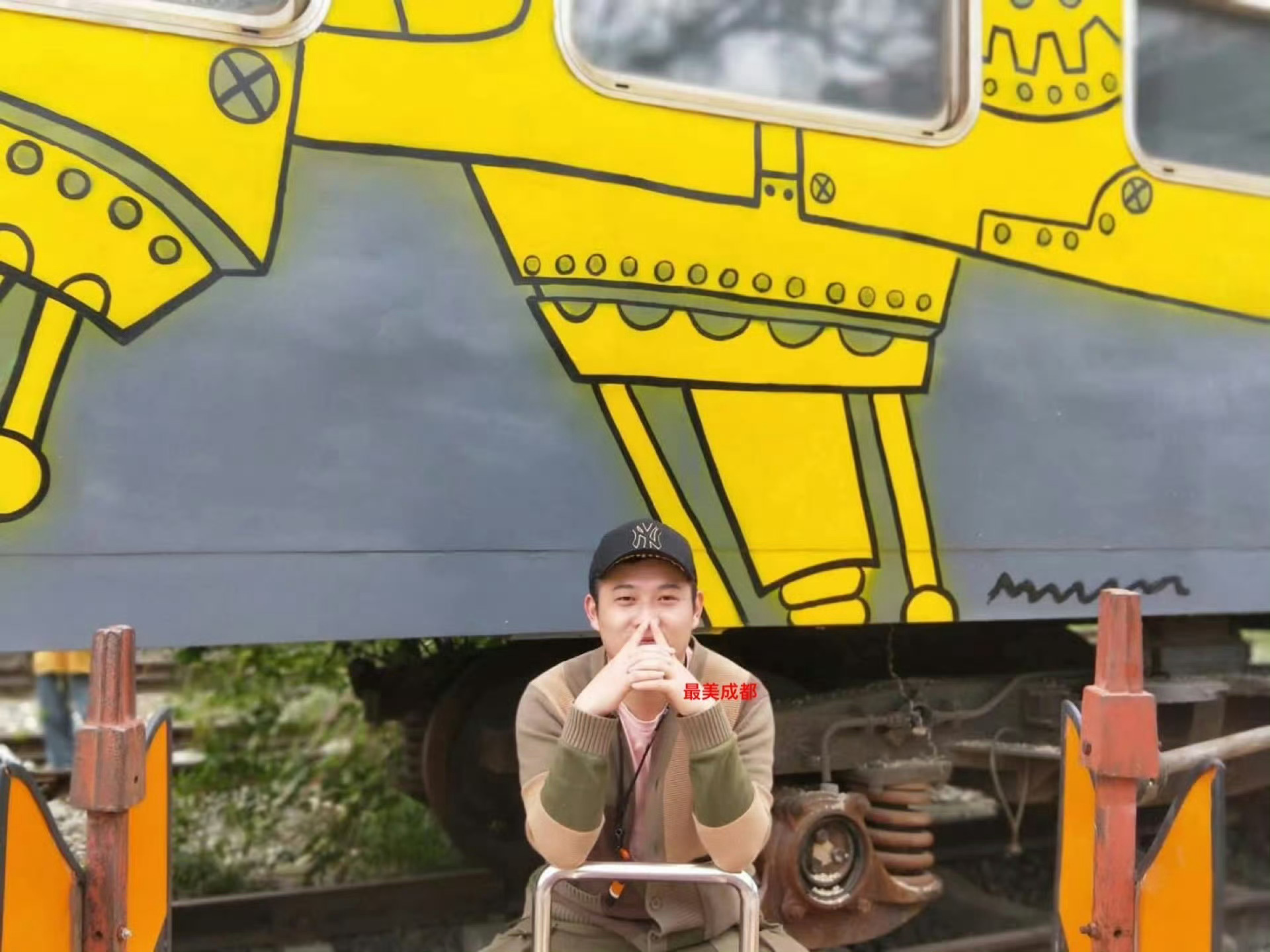 成都征婚【第7501号】96年男生，身高172，监理工作，有车有房；有过5年军旅