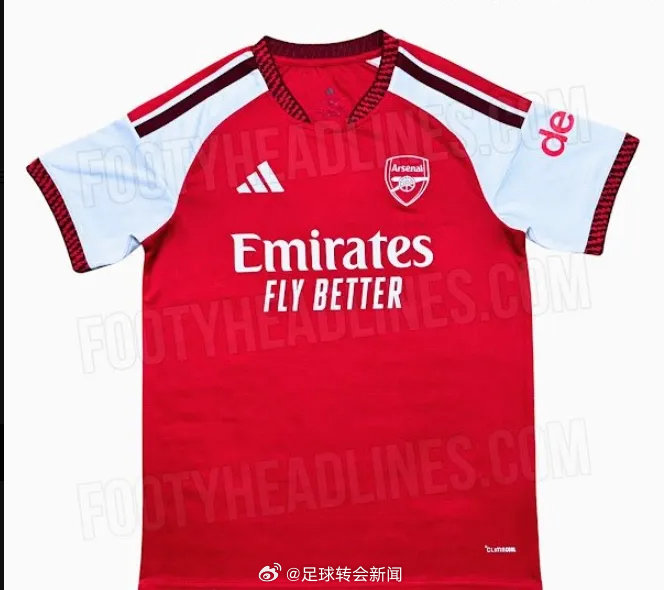 网上流出了阿森纳下赛季主场球衣的谍照。 