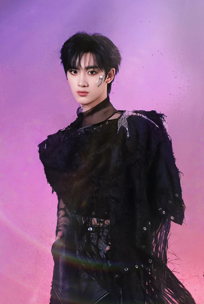 丁程鑫新歌要来了丁程鑫新歌明日开启预约丁程鑫丁程鑫全新个人单曲即将正式上线，官宣